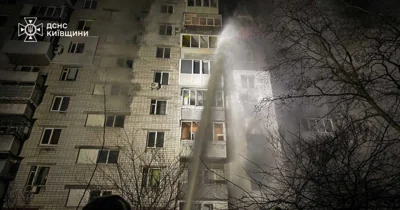 В Вышгороде под Киевом один человек погиб и 19 ранены. После российской атаки там загорелся многоэтажный дом