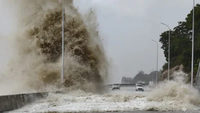 Typhoon Gaemi displaces nearly 300,000 in eastern China