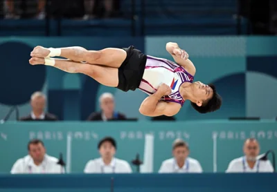 WINNING FORM Carlos Yulo of Philippines competes during the men’s floor exercise final of artistic gymnastics at the Paris 2024 Olympic Games in Paris, France, on Aug. 3, 2024. XINHUA PHOTO