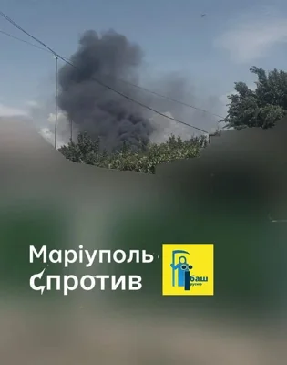 В Мариуполе вспыхнул масштабный пожар в районе новой военной базы РФ