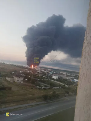 ВСУ атаковали паромную переправу через Керченский пролив. Один человек погиб, работа переправы приостановлена
