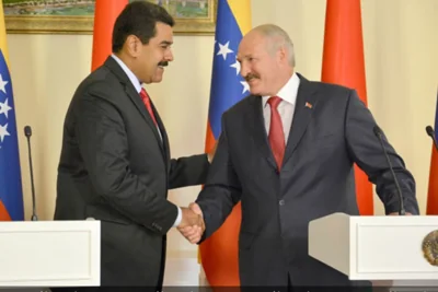 Лукашенко поспешил поздравить Мадуро с победой на выборах президента Венесуэлы