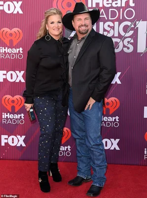 Brooks is pictured with Yearwood in March 2019 at the iHeart Radio Music Awards