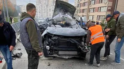 Russian occupation authorities in Crimea say vehicle carrying soldiers was blown up in Sevastopol, possibly in sabotage operation – photo, video