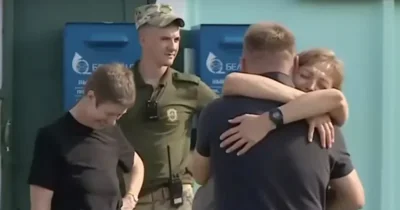 Лукашенко помиловал 32 человека. Правозащитники пишут, что 28 из них — политзэки