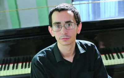 Russian pianist and anti-war activist dies in custody during hunger strike