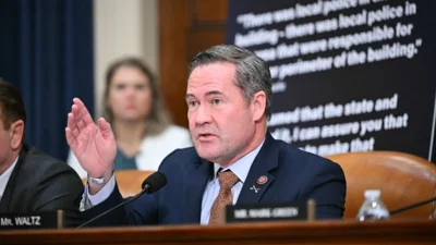 Трамп собирается завершить войну РФ против Украины, но возложить гарантии безопасности на Европу – Уолтц