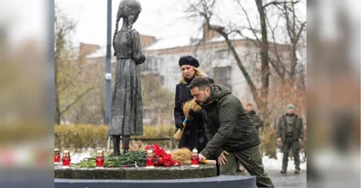 «Наш обов'язок — пам'ятати та говорити світові правду про геноцид»: Зеленський вшанував пам'ять жертв Голодоморів в Україні (фото, відео)