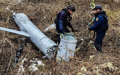 В Киеве саперы изъяли обломки российской ракеты Х-55 (фото)