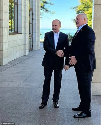 Alexander Lukashenko arrives to see Vladimir Putin in September 2022 at - reportedly - Bocharov Ruchey residence in Sochi, Russia