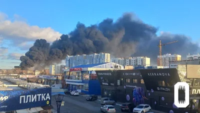 В Екатеринбурге крупный пожар в промзоне