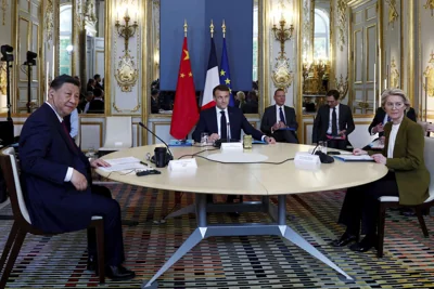Macron and von der Leyen press China's Xi on Ukraine and fair trade at Paris summit