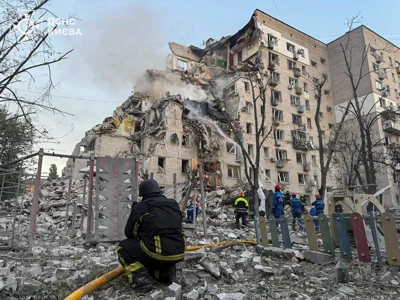 Пять человек погибли и 34 пострадали в результате массированного российского удара по Киеву