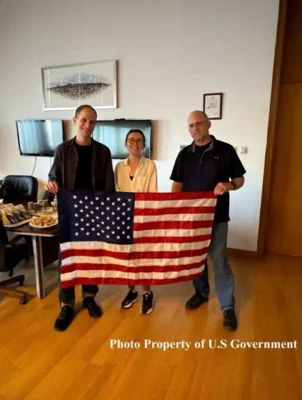 Появилась первая фотография граждан США, которых обменяла Россия