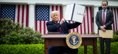 Сделка по продаже TikTok в США приостановлена из-за трамповских тарифов