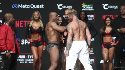 Mike Tyson slaps Jake Paul in final face-off before Netflix bout