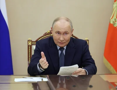 Vladimir Putin has sent a chilling warning to the West in a meeting with the Defense Ministry chiefs today