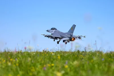 Дания передала Украине 6 истребителей F-16, на очереди еще 13