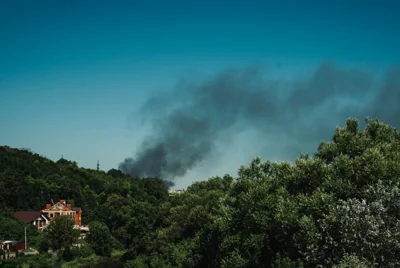 В Курске горит военная база