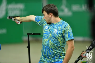 Українець Коростильов вийшов у фінал Олімпіади-2024 зі стрільби з малокаліберного пістолета