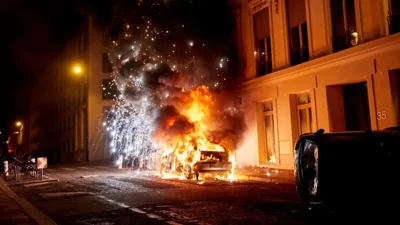После победы «Пари Сен-Жермен» в финале Лиги чемпионов во Франции задержаны сотни людей, двое погибли