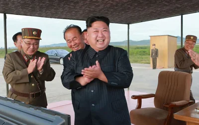 КНДР заявила, что испытала новую баллистическую ракету со "сверхбольшой боеголовкой"