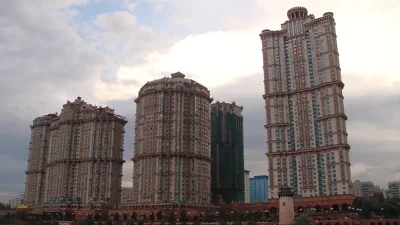 В холле элитного ЖК Москвы «Алые паруса» взорвали гранату. Предварительно один человек погиб, еще четверо пострадали