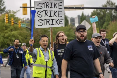 Boeing and striking workers to resume negotiations 'next week'