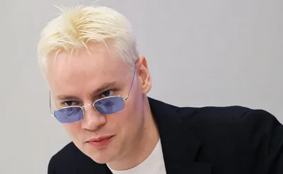Минпросвещения рекомендовало изучать в школах песни Shaman и Газманова