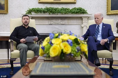 Ukrainian President Volodymyr Zelensky and President Joe Biden meet in the Oval Office