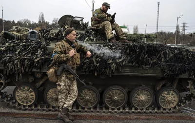 В Европе возобновили дискуссии об отправке войск в Украину,