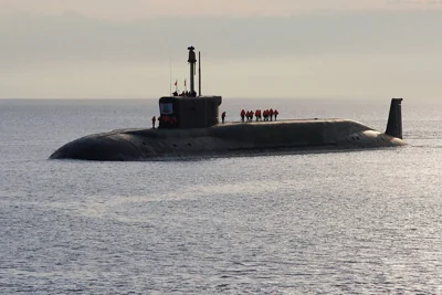 Россияне впервые вывели в море сразу три подводных ракетоносителя