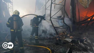 Ukraine updates: Russian strike on Kharkiv DIY store kills 2