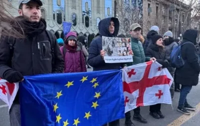 Вибори президента у Грузії: біля парламенту збираються протестувальники