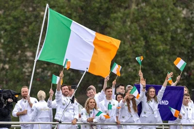 Daniel Wiffen and Mona McSharry selected as Ireland flagbearers for Olympics closing ceremony