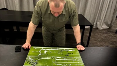 «Тревожный сигнал для военных по всему миру». Украинские дроны меняют приемы ведения войны