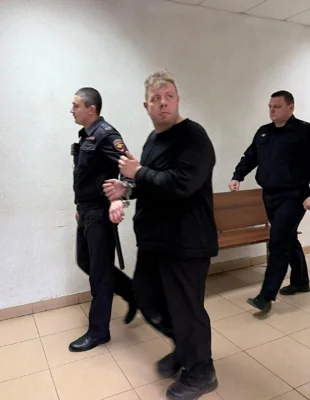 В Екатеринбурге арестовали руководителя детского ансамбля балалаечников по делу о покушении на убийство несовершеннолетних