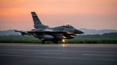 Україна не може захистити від росіян велику кількість F-16