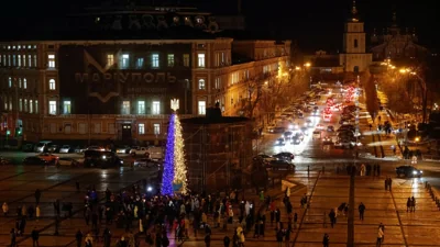 У Києві встановлять новорічну ялинку, але масових зібрань та ярмарків не буде – влада