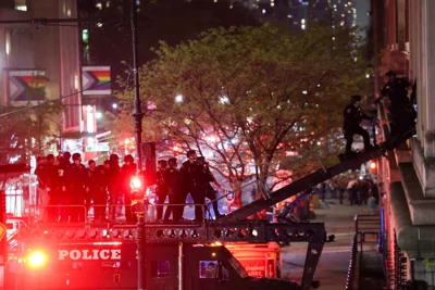 New York City police enter Columbia University to break up pro-Palestinian protests
