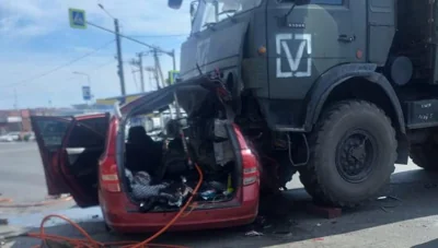 Военные протаранили легковушку в Ростовской области