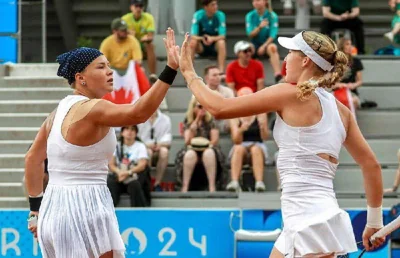 Российские теннисистки Мирра Андреева и Диана Шнайдер выиграли серебро на Олимпиаде в Париже