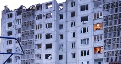 Влучання у багатоповерхівку в Луцьку: під завалами можуть бути люди