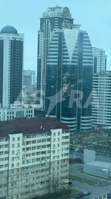 Дроны атаковали высотку бизнес-центра «Грозный-Сити», в которой расположены Совет Безопасности Чечни, счетная палата и избирком, — анализ ASTRA