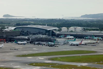 First crack appears in Dublin Airport passenger cap