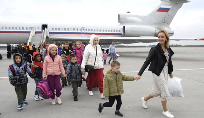 Журналисты FT нашли детей из украинских приютов в российской базе сирот