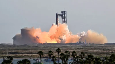 SpaceXs sixth Starship test flight successful despite abandoning booster catch