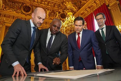 США предложили Европе ослабить санкции против России в случае мирного урегулирования в Украине