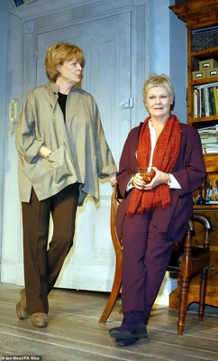 Dame Maggie Smith and Dame Judi Dench during rehearsals for their play 'The Breath of Life' at the Theatre Royal Haymarket in London on October 9, 2002