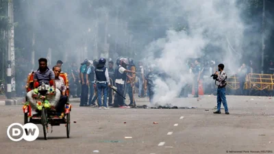Bangladesh: 24 killed, injured in student protests